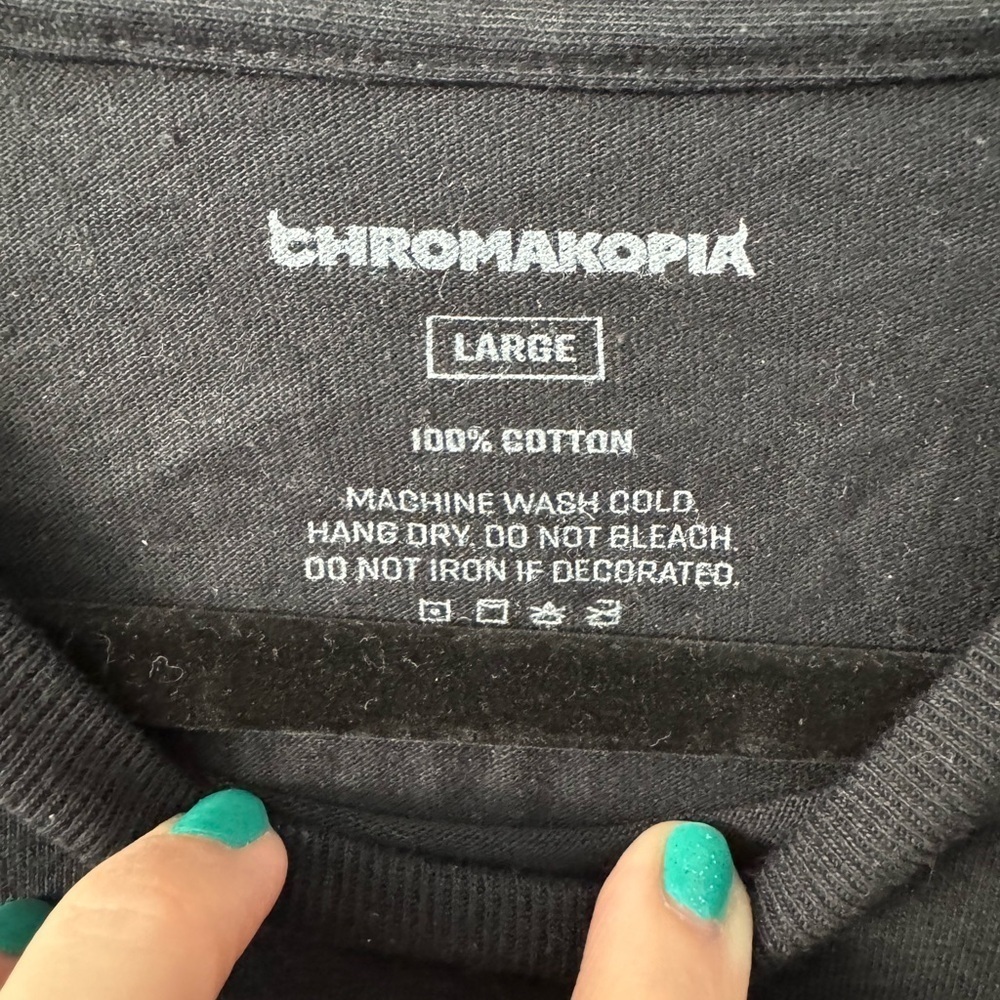 Black CHROMAKOPIA T-shirt Unisex - Picture 5 of 8